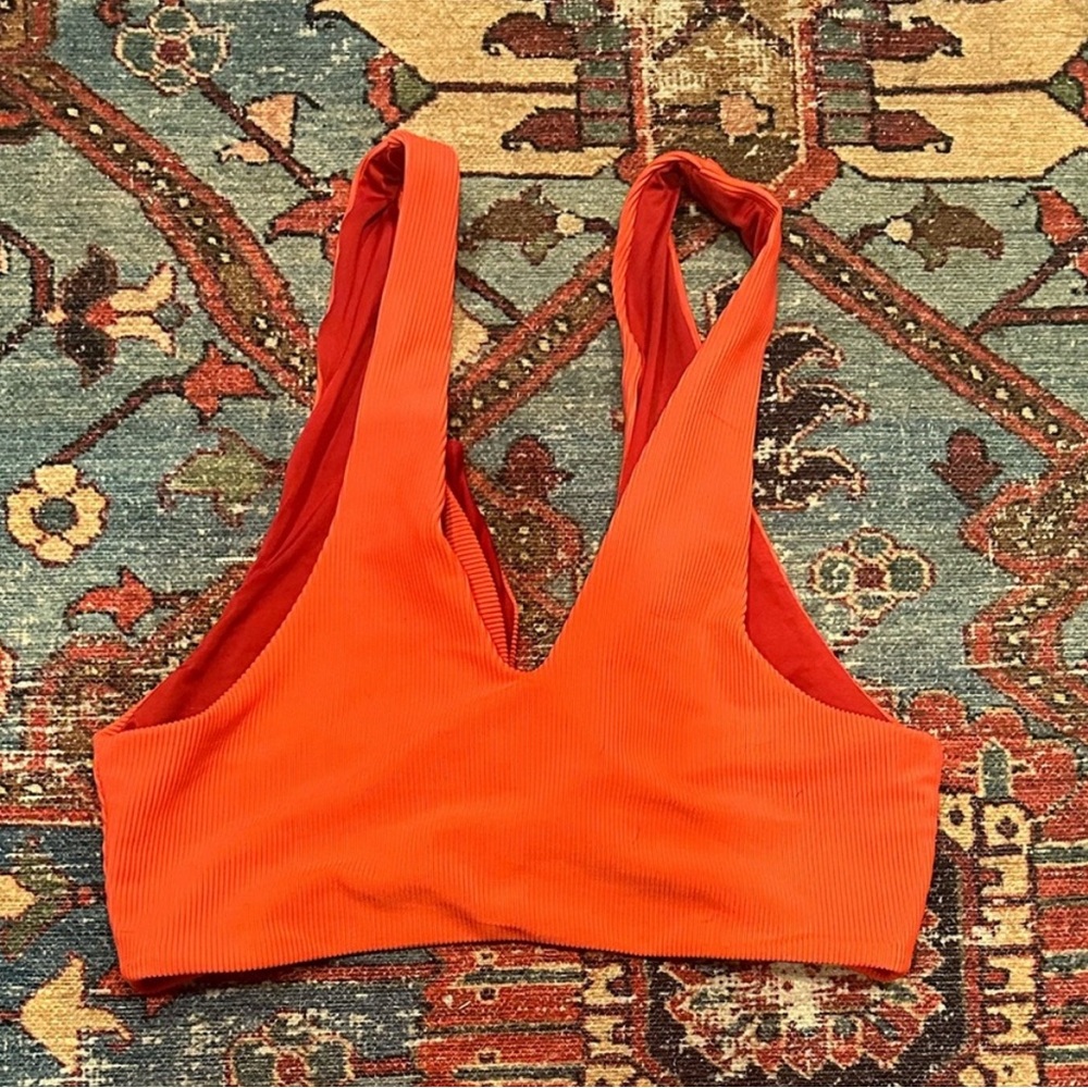 Beach Riot Red Bikini - size medium ❤️‍🔥 - Picture 4 of 6